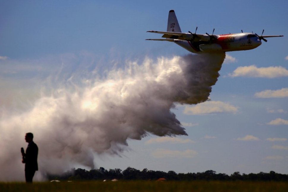 C-130大力神運輸機整流罩使用Contego防火涂料降低基材溫度防火保護